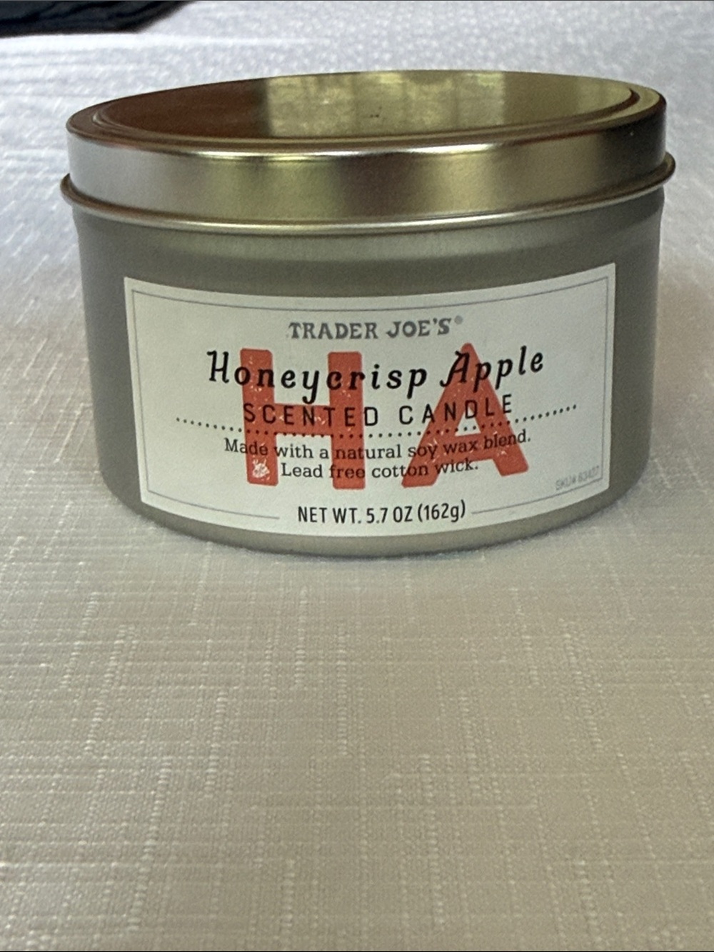 Trader Joe’s Honey Crisp Apple Candle 🍎